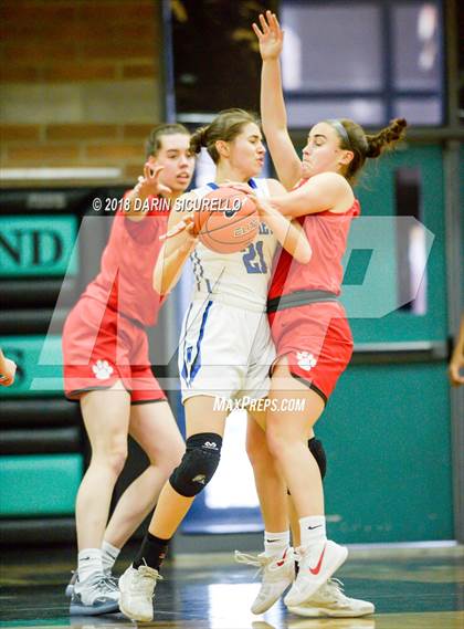 Thumbnail 3 in Mount Si vs. Westview (Nike Tournament of Champions) photogallery.