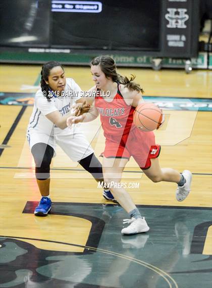 Thumbnail 2 in Mount Si vs. Westview (Nike Tournament of Champions) photogallery.