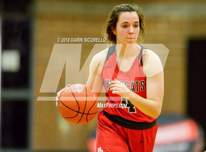 Thumbnail 2 in Mount Si vs. Westview (Nike Tournament of Champions) photogallery.