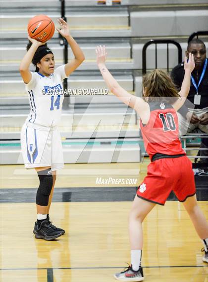 Thumbnail 3 in Mount Si vs. Westview (Nike Tournament of Champions) photogallery.