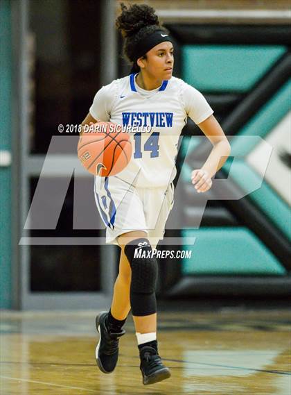 Thumbnail 3 in Mount Si vs. Westview (Nike Tournament of Champions) photogallery.