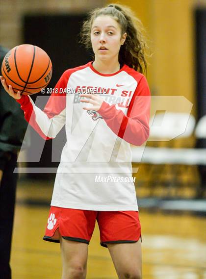 Thumbnail 1 in Mount Si vs. Westview (Nike Tournament of Champions) photogallery.
