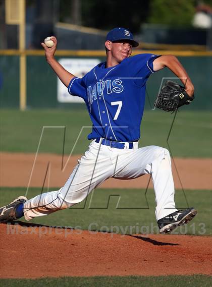 Thumbnail 2 in Davis @ Elk Grove photogallery.