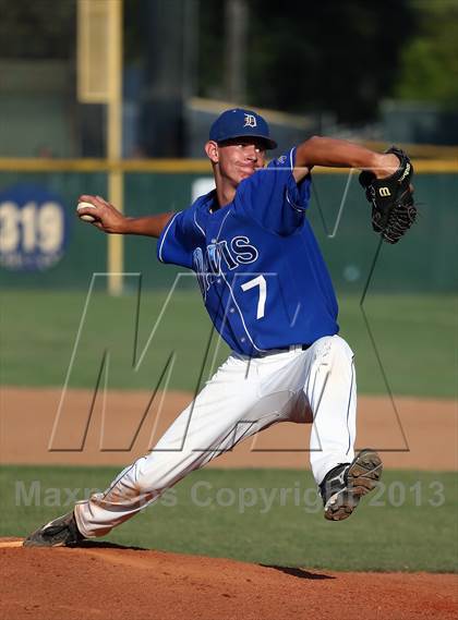 Thumbnail 1 in Davis @ Elk Grove photogallery.