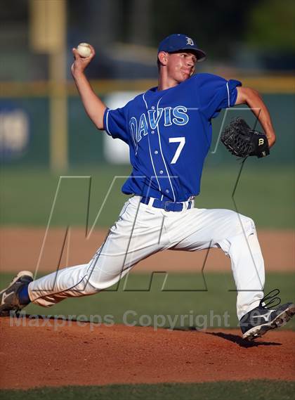 Thumbnail 2 in Davis @ Elk Grove photogallery.