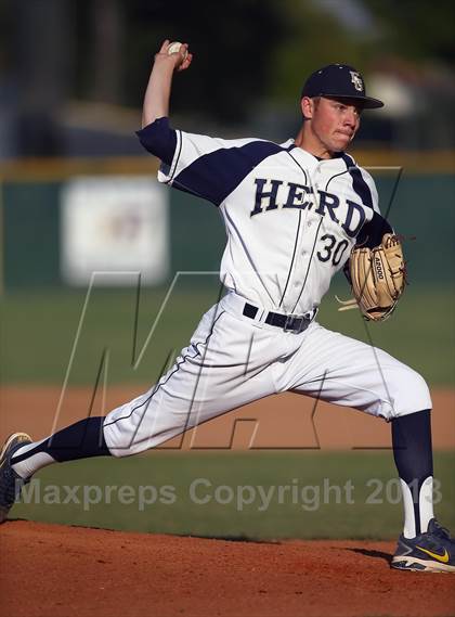 Thumbnail 1 in Davis @ Elk Grove photogallery.