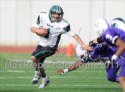 Thumbnail 2 in Yorktown @ New Rochelle (Section 1 Class AA Semifinal) photogallery.