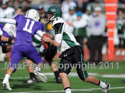 Thumbnail 2 in Yorktown @ New Rochelle (Section 1 Class AA Semifinal) photogallery.