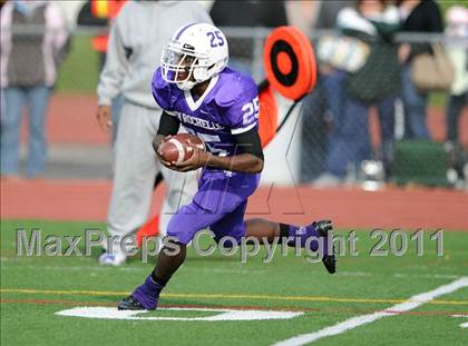 Thumbnail 3 in Yorktown @ New Rochelle (Section 1 Class AA Semifinal) photogallery.