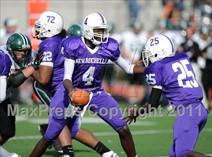 Thumbnail 2 in Yorktown @ New Rochelle (Section 1 Class AA Semifinal) photogallery.