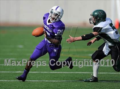 Thumbnail 3 in Yorktown @ New Rochelle (Section 1 Class AA Semifinal) photogallery.