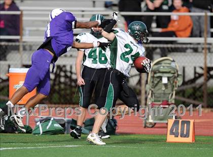 Thumbnail 3 in Yorktown @ New Rochelle (Section 1 Class AA Semifinal) photogallery.