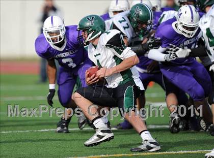 Thumbnail 1 in Yorktown @ New Rochelle (Section 1 Class AA Semifinal) photogallery.