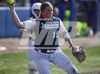 Thumbnail 3 in Flower Mound vs. Midway (UIL 6A Softball Div I State Semifinals) photogallery.