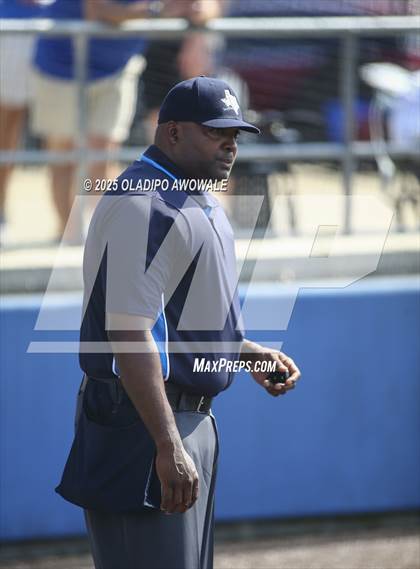 Thumbnail 2 in Flower Mound vs. Midway (UIL 6A Softball Div I State Semifinals) photogallery.
