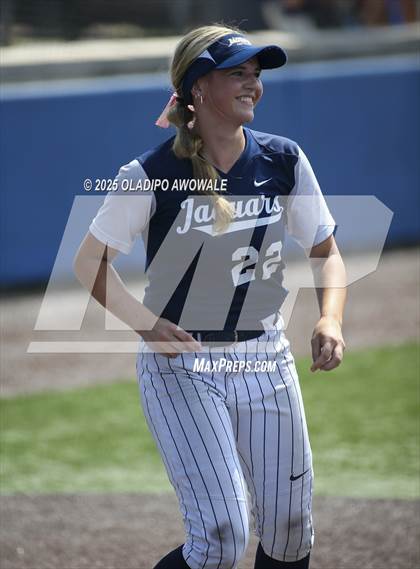 Thumbnail 3 in Flower Mound vs. Midway (UIL 6A Softball Div I State Semifinals) photogallery.