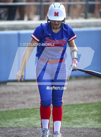 Thumbnail 2 in Flower Mound vs. Midway (UIL 6A Softball Div I State Semifinals) photogallery.
