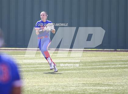 Thumbnail 3 in Flower Mound vs. Midway (UIL 6A Softball Div I State Semifinals) photogallery.