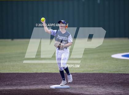 Thumbnail 3 in Flower Mound vs. Midway (UIL 6A Softball Div I State Semifinals) photogallery.