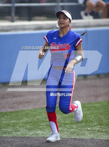 Thumbnail 1 in Flower Mound vs. Midway (UIL 6A Softball Div I State Semifinals) photogallery.