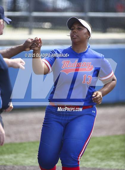 Thumbnail 3 in Flower Mound vs. Midway (UIL 6A Softball Div I State Semifinals) photogallery.