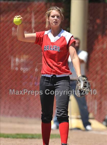 Thumbnail 2 in Fremont vs. San Benito (CIF CCS D1 Final) photogallery.