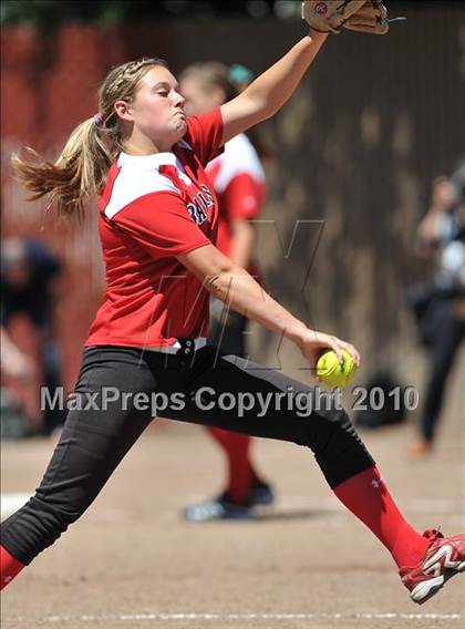 Thumbnail 2 in Fremont vs. San Benito (CIF CCS D1 Final) photogallery.
