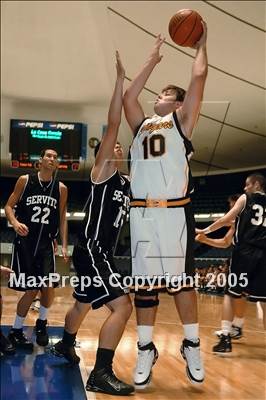 Thumbnail 1 in Servite vs Capistrano Valley (Anaheim Holiday Classic) photogallery.