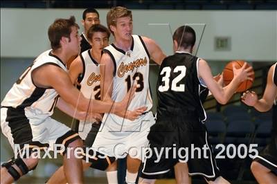 Thumbnail 2 in Servite vs Capistrano Valley (Anaheim Holiday Classic) photogallery.