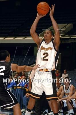 Thumbnail 2 in Servite vs Capistrano Valley (Anaheim Holiday Classic) photogallery.