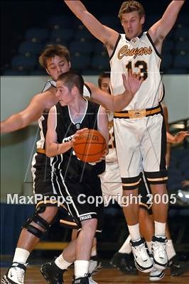 Thumbnail 1 in Servite vs Capistrano Valley (Anaheim Holiday Classic) photogallery.