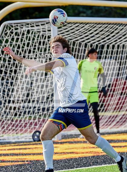 Thumbnail 2 in Oak Ridge @ Jesuit (CIF SJS D1 Semi-final) photogallery.