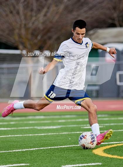 Thumbnail 2 in Oak Ridge @ Jesuit (CIF SJS D1 Semi-final) photogallery.
