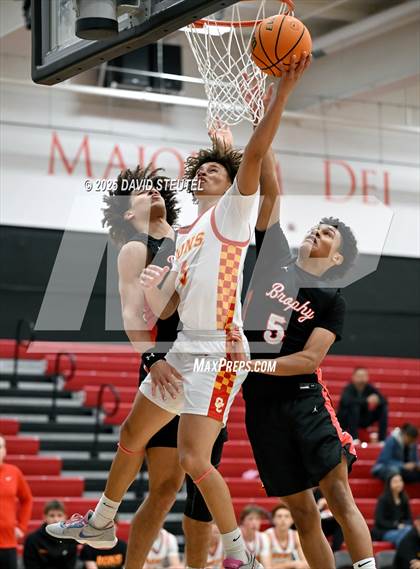 Thumbnail 2 in Brophy College Prep vs. Cathedral Catholic (Fr. Barry Christmas Classic) photogallery.