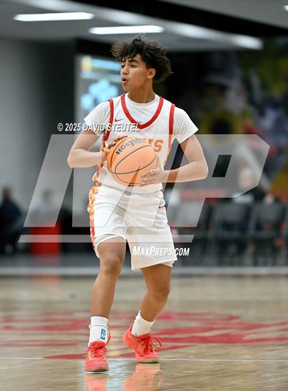 Thumbnail 2 in Brophy College Prep vs. Cathedral Catholic (Fr. Barry Christmas Classic) photogallery.