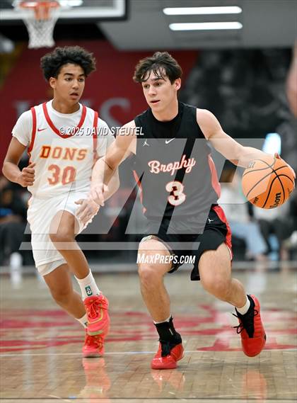 Thumbnail 3 in Brophy College Prep vs. Cathedral Catholic (Fr. Barry Christmas Classic) photogallery.