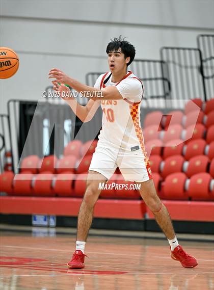 Thumbnail 2 in Brophy College Prep vs. Cathedral Catholic (Fr. Barry Christmas Classic) photogallery.