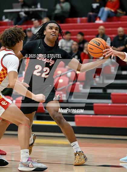Thumbnail 3 in Brophy College Prep vs. Cathedral Catholic (Fr. Barry Christmas Classic) photogallery.