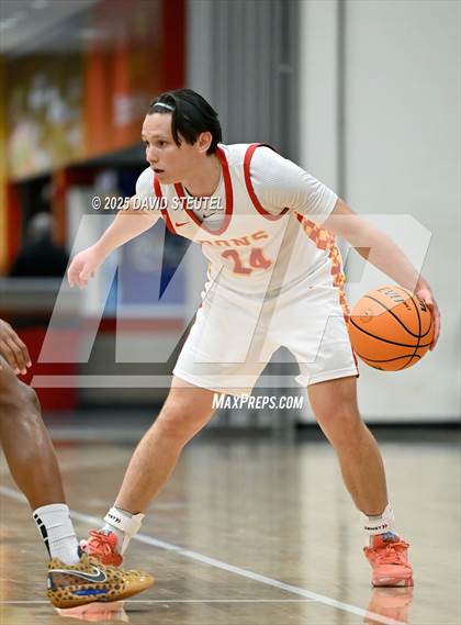 Thumbnail 2 in Brophy College Prep vs. Cathedral Catholic (Fr. Barry Christmas Classic) photogallery.