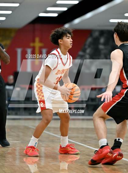 Thumbnail 3 in Brophy College Prep vs. Cathedral Catholic (Fr. Barry Christmas Classic) photogallery.