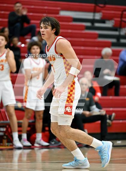 Thumbnail 1 in Brophy College Prep vs. Cathedral Catholic (Fr. Barry Christmas Classic) photogallery.