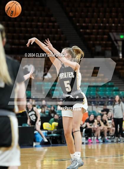 Thumbnail 1 in Pagosa Springs vs Resurrection Christian (CHSAA 4A Great 8) photogallery.