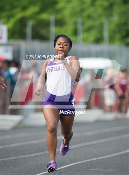 Thumbnail 1 in Baltimore County Track and Field Championship photogallery.