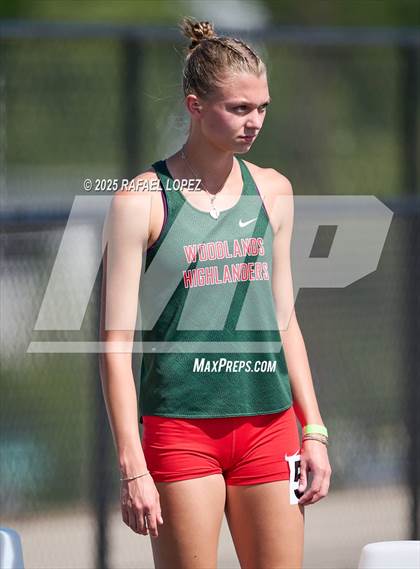 Thumbnail 2 in UIL 6A Track & Field Area 13&14 (4x100M Hurdles) photogallery.