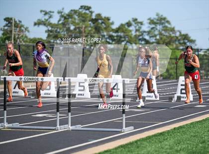 Thumbnail 3 in UIL 6A Track & Field Area 13&14 (4x100M Hurdles) photogallery.