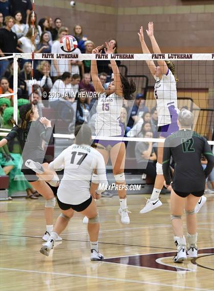 Thumbnail 1 in Palo Verde vs. Durango( NIAA State 4A Semifinal) photogallery.