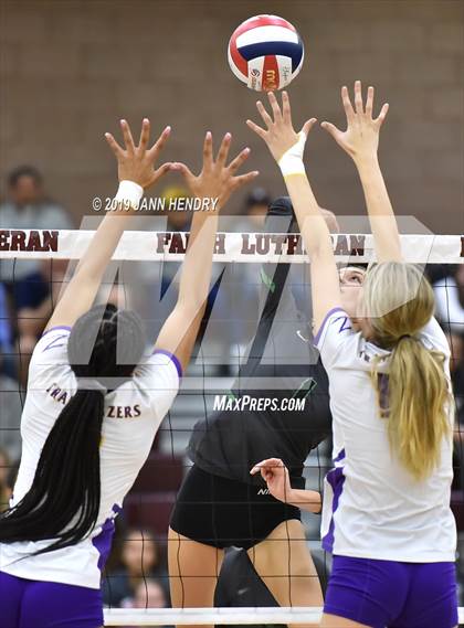 Thumbnail 2 in Palo Verde vs. Durango( NIAA State 4A Semifinal) photogallery.