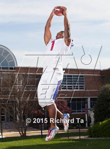 Thumbnail 1 in DeMatha (2015 Preseason Top 25 Photo Shoot)  photogallery.