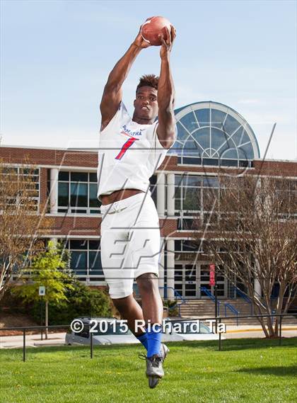 Thumbnail 2 in DeMatha (2015 Preseason Top 25 Photo Shoot)  photogallery.