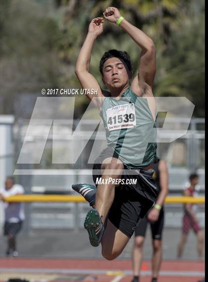 Thumbnail 1 in Simi Valley Track and Field Invitational (Boys Events) photogallery.
